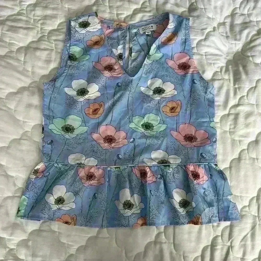 Molly Bracken Sleeveless Blouse size  M - Picture 2 of 7